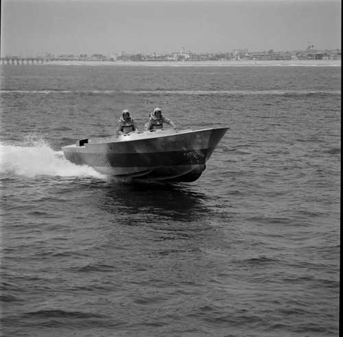 Whirlwind turbine power - whirlwind, boat