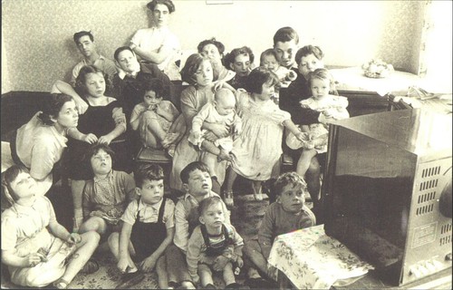 1950s british family watching - 1950s,