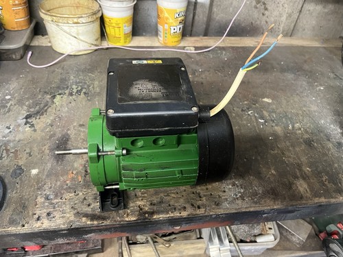 Small 240v electric motor - 240v,