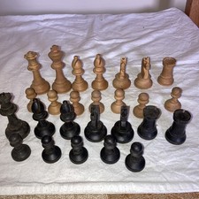 Vintage wooden chess set - wooden,