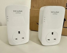 TP-Link TL-PA8010P AV1200 Powerline Gigabit Passthrough