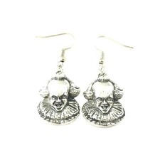 Pennywise Clown Fashion