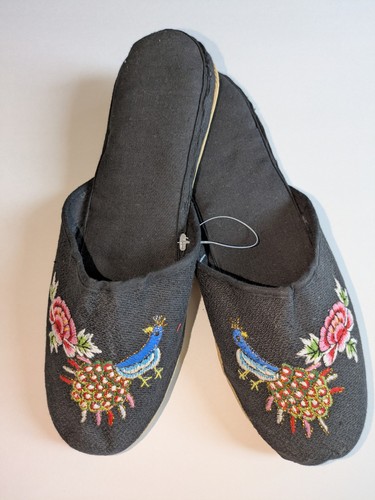 Asian women black - women's,