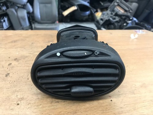 Ford focus air vent - ford,