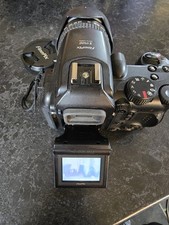 Fujifilm FinePix S9500 9mp digital bridge Camera 28-300mm 256mb compact flash