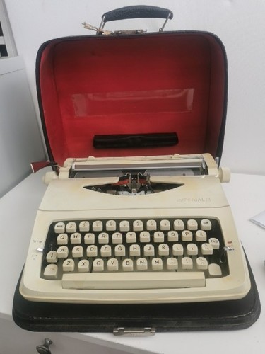 Vintage typewriter with carry - typewriter,