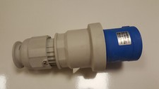 63 Amp Plug - 3-pin & pilot -