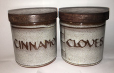 RETRO WELLHOUSE POTTERY SPICE