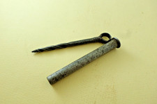 Very unusual, Antique (late)