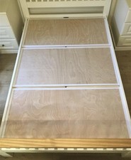 BED BASE BOARDS/ MATTRESS