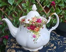 Vintage 1962 Royal Albert Old