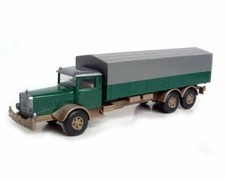 WIKING 1:87 Mercedes-Benz L10000 Old Time Truck with Tarpaulin Top & Green Body