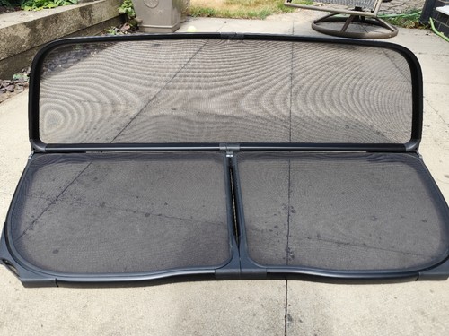 Wind deflector for - wind,