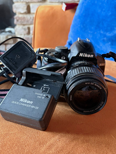 Nikon d3000 2mp digital slr - nikon,