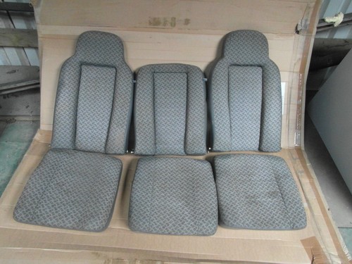 Land rover defender - land,