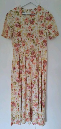 Vintage laura ashley - laura,