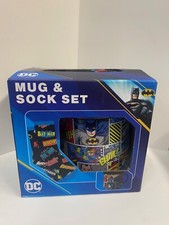 BATMAN ENAMEL MUG & SOCK SET