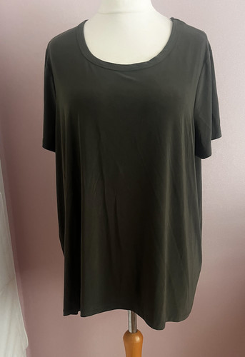 Bnwt kim co light weight - &,