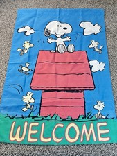 Snoopy Welcome Yard Flag 29” X 41” Peanuts Woodstock Doghouse Blue Sky Clouds