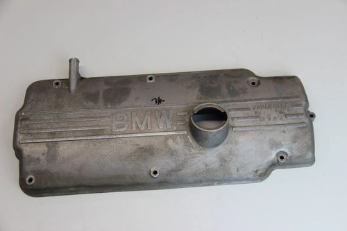 Bmw valve cover - valve, head