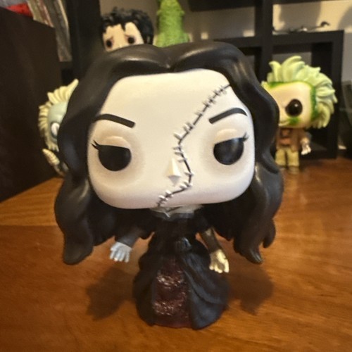 Delores 1692 funko - delores,