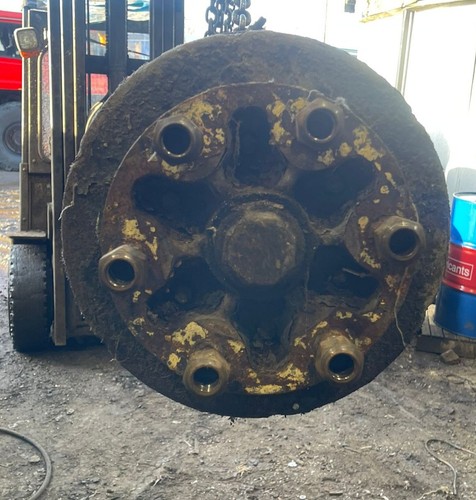 Bedford front axle - bedford, stud