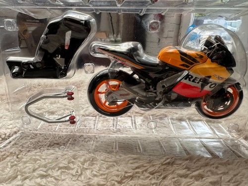 Minichamps honda rc211v - minichamps,