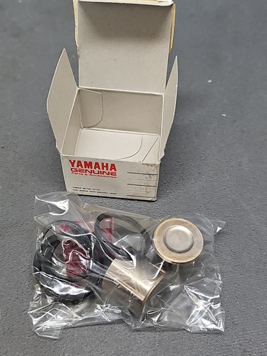Nos oem yamaha brake caliper - nos,