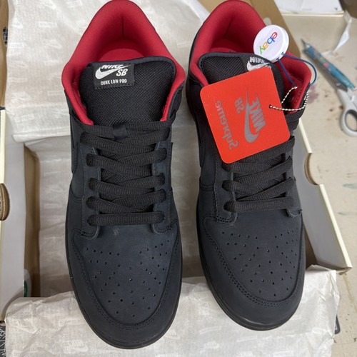 Supreme nike dunk low - x,