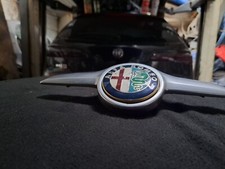 ALFA ROMEO GT SPORT 2003-2010 FRONT BONNET BADGE 60682496
