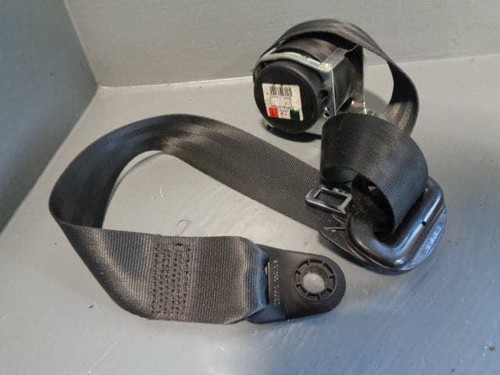 Range rover sport seat belt - range,