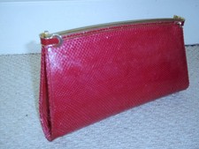 EXQUISITE VINTAGE 1970's CERISE SNAKESKIN SHOULDER BAG/CLUTCH/WEDDING BAG