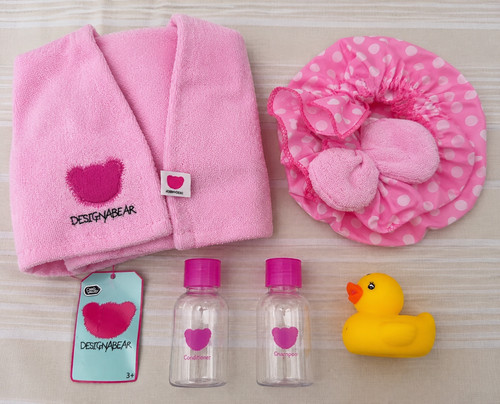 Designabear pink towel - pink, shower