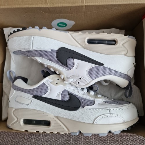 Brand new nike air max - brand,