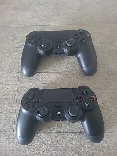 Ps4 broken controllers - 2, x