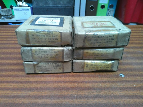 Vintage oil seals raf - -,