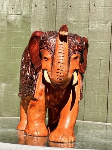 Hand carving wooden - carving,