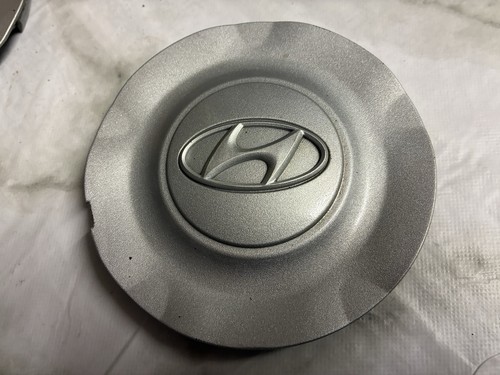 Hyundai 135mm wheel - centre, cap