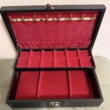 Vintage MELE 2 Tier Jewellery