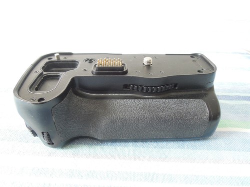 Battery grip bg4 compatible - battery,