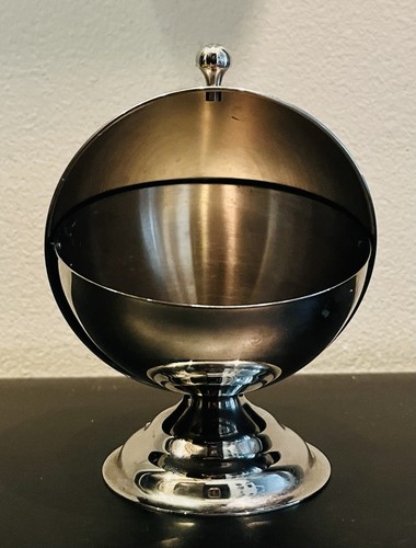 Vintage kitchen ware - ware, stainless