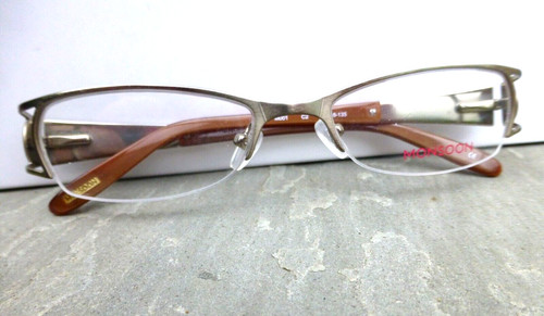 Monsoon model 001 - , semi