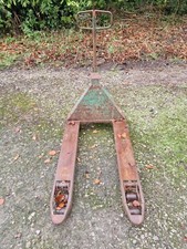 Pump trucks pallets used - pump,