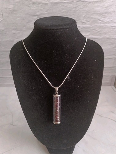 Silver tone chain necklace - tone,