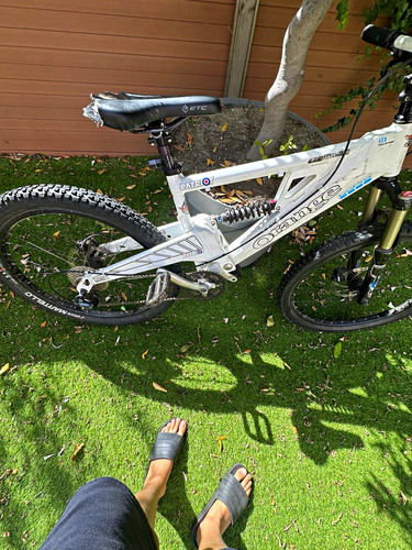 Orange full suspension - full,