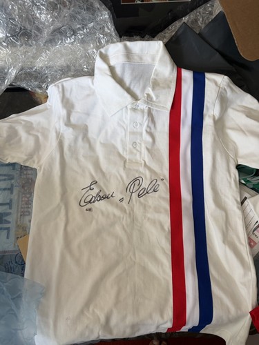 Pele signed autographed escape - signed,