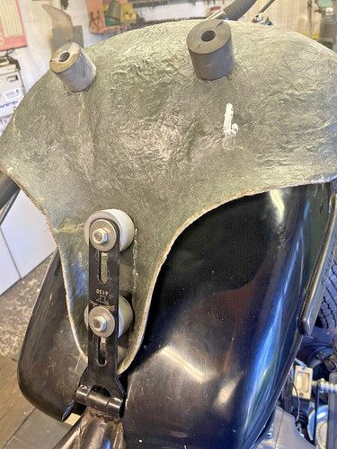 Custom saddle rubber - custom,