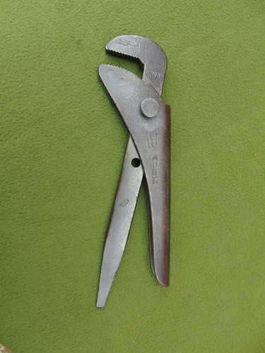 Vintage footprint pipe - 9,