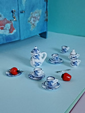 Sindy Doll Size 'Blue & White