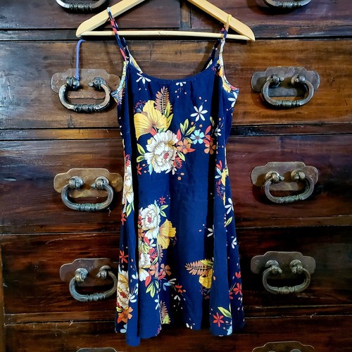 Basic womens dress size - basic, s